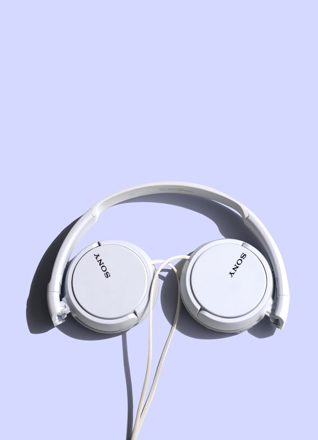 Headphone